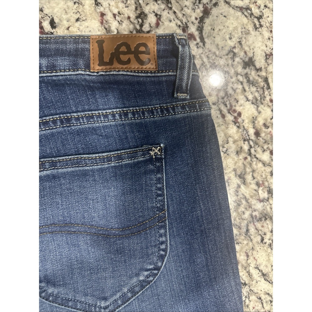 NWT New Lee Women's Legendary Regular Fit Straight Leg Jeans‎ 12 Long - Picture 6 of 13